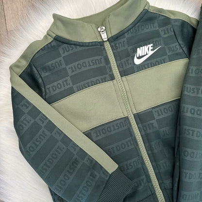 Nike Boys Tracksuit Set - 18M