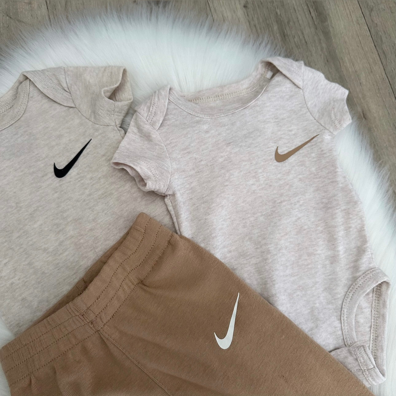 Nike Boys Tracksuit - 0/3 months