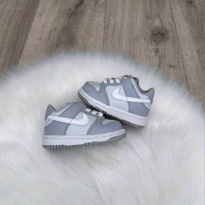 Nike Grey/White Boys Dunks Trainers - 1.5 UK