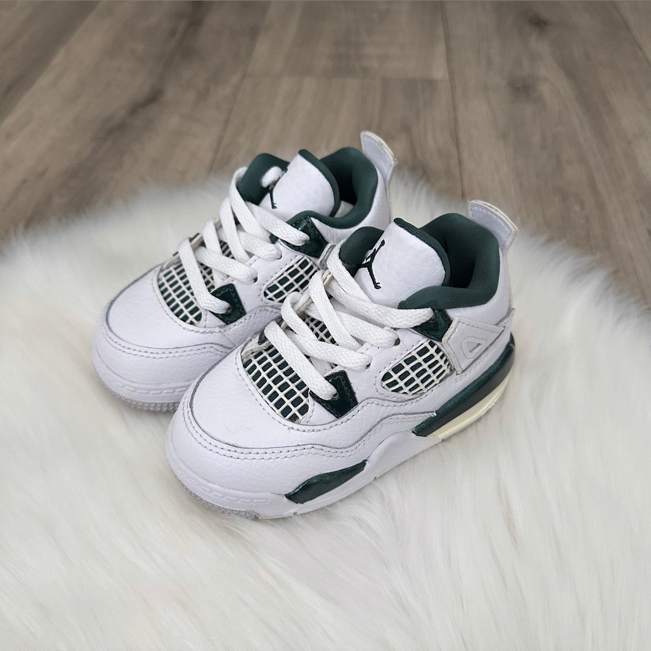 Jordan 4 ‘Oxidized Green’ Boys Trainers - 5.5 UK