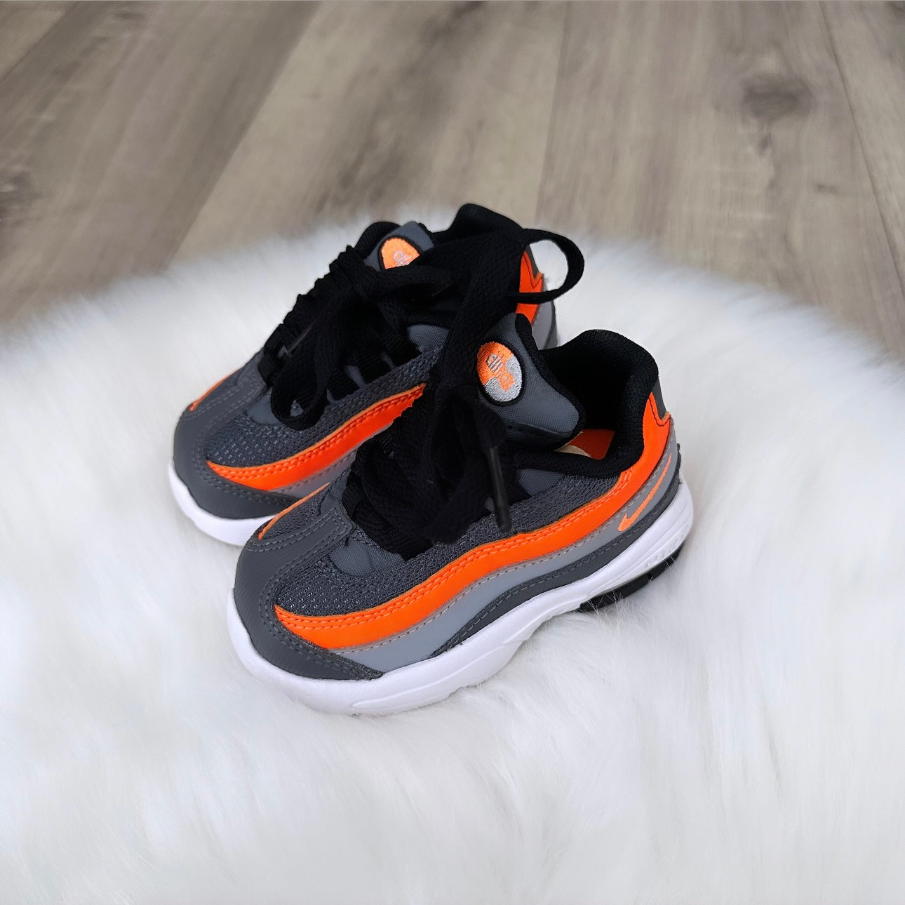 Nike Boys Air Max Trainers - 4.5