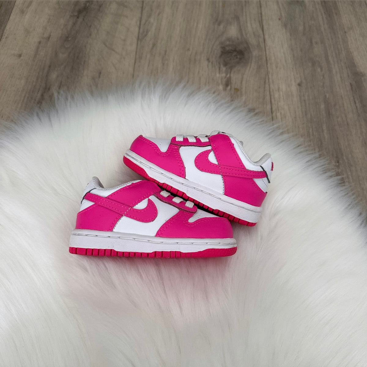 Nike ‘Fuschia’ Girls Dunks Trainers - 3.5 UK