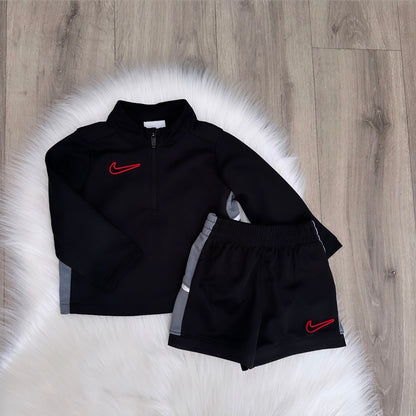 Nike Boys Shorts Set - 6/9 months