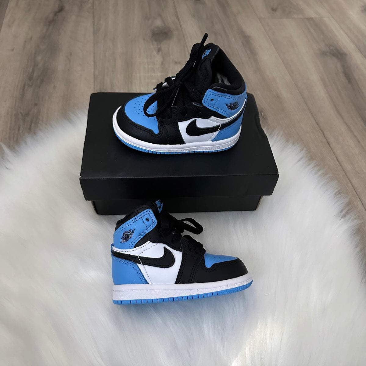 Jordan 1 ‘University Blue’ Boys Trainers - 3.5 UK Infant