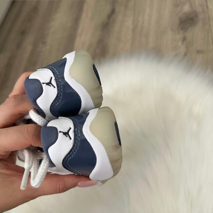 Jordan 11 Retro ‘Diffused Blue’ Boys Trainers - 5.5