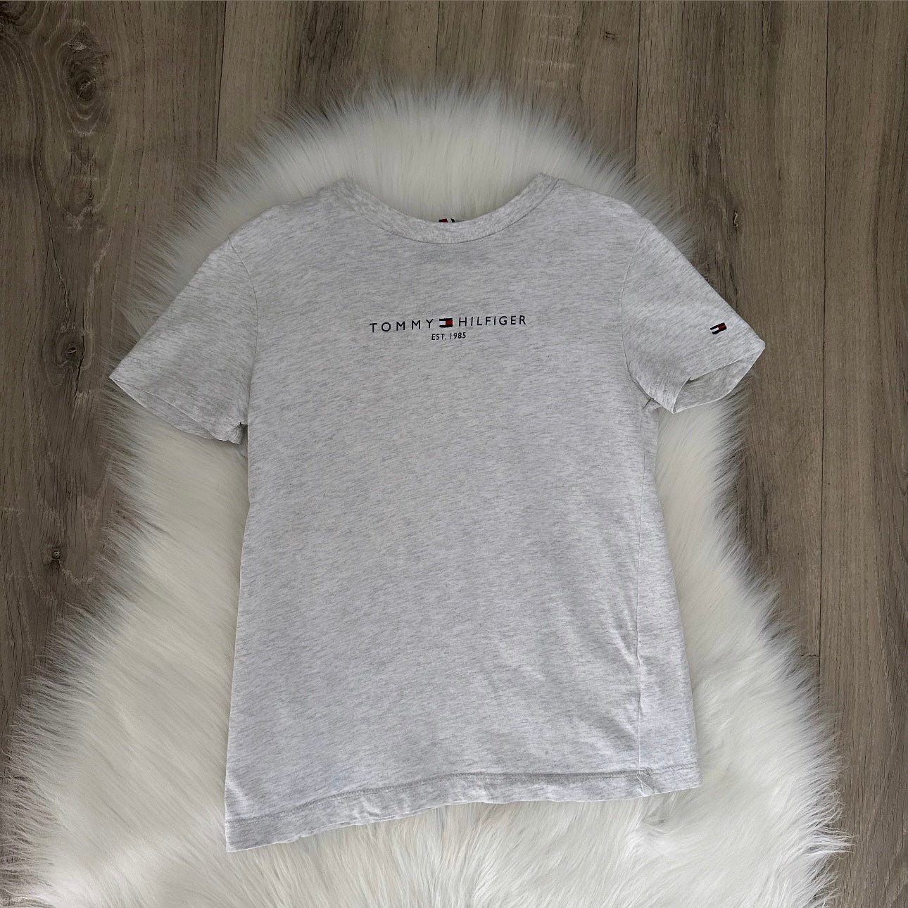 Tommy Hilfiger Boys T shirt - Age 8