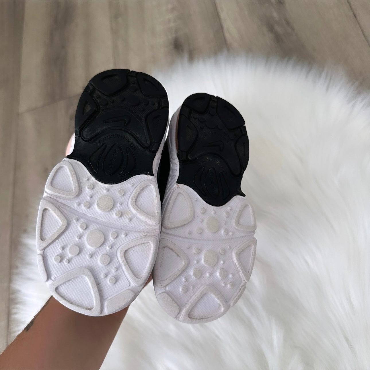 Nike 2019 Air Max Trainers - 7.5