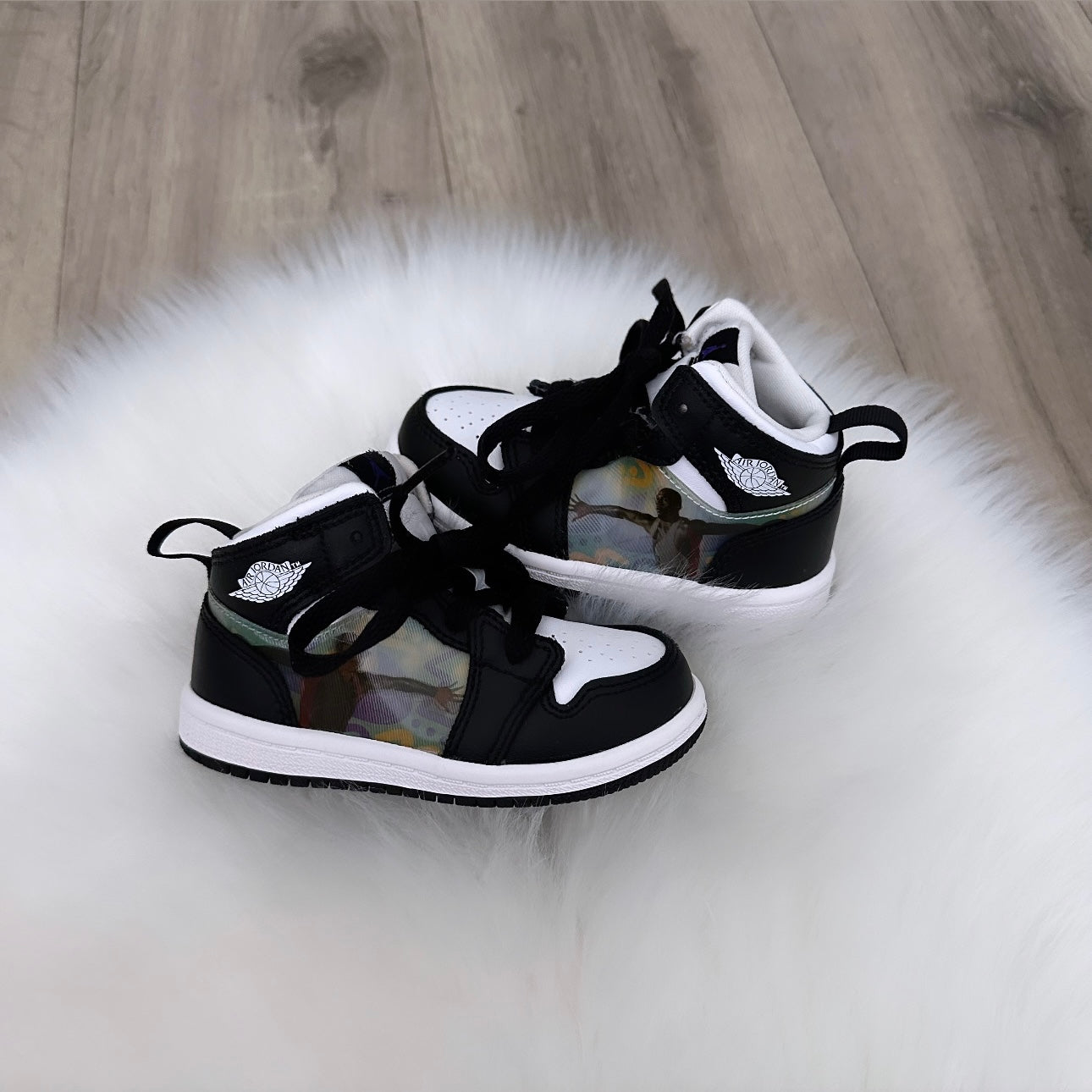 Jordan 1 Boys Trainers - 5.5