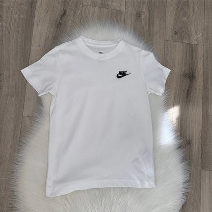 Nike Boys T shirt - Age 8
