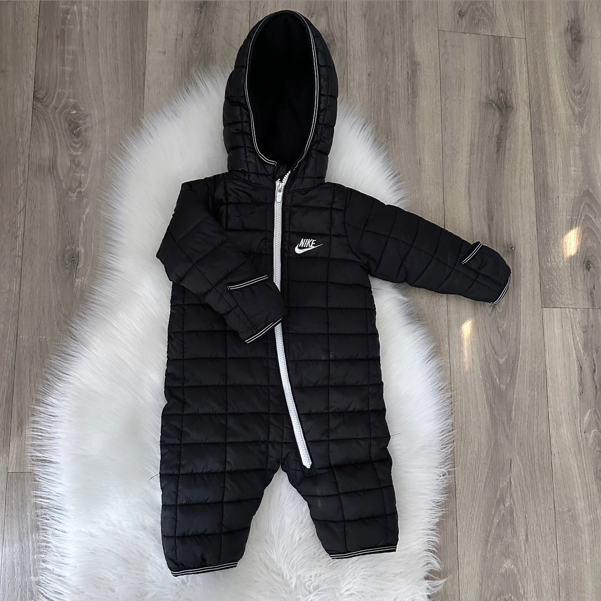 Nike Boys Pramsuit - 6M