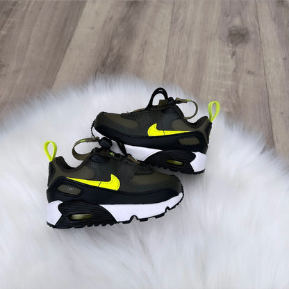 Nike Boys Air Max Trainers - 4.5