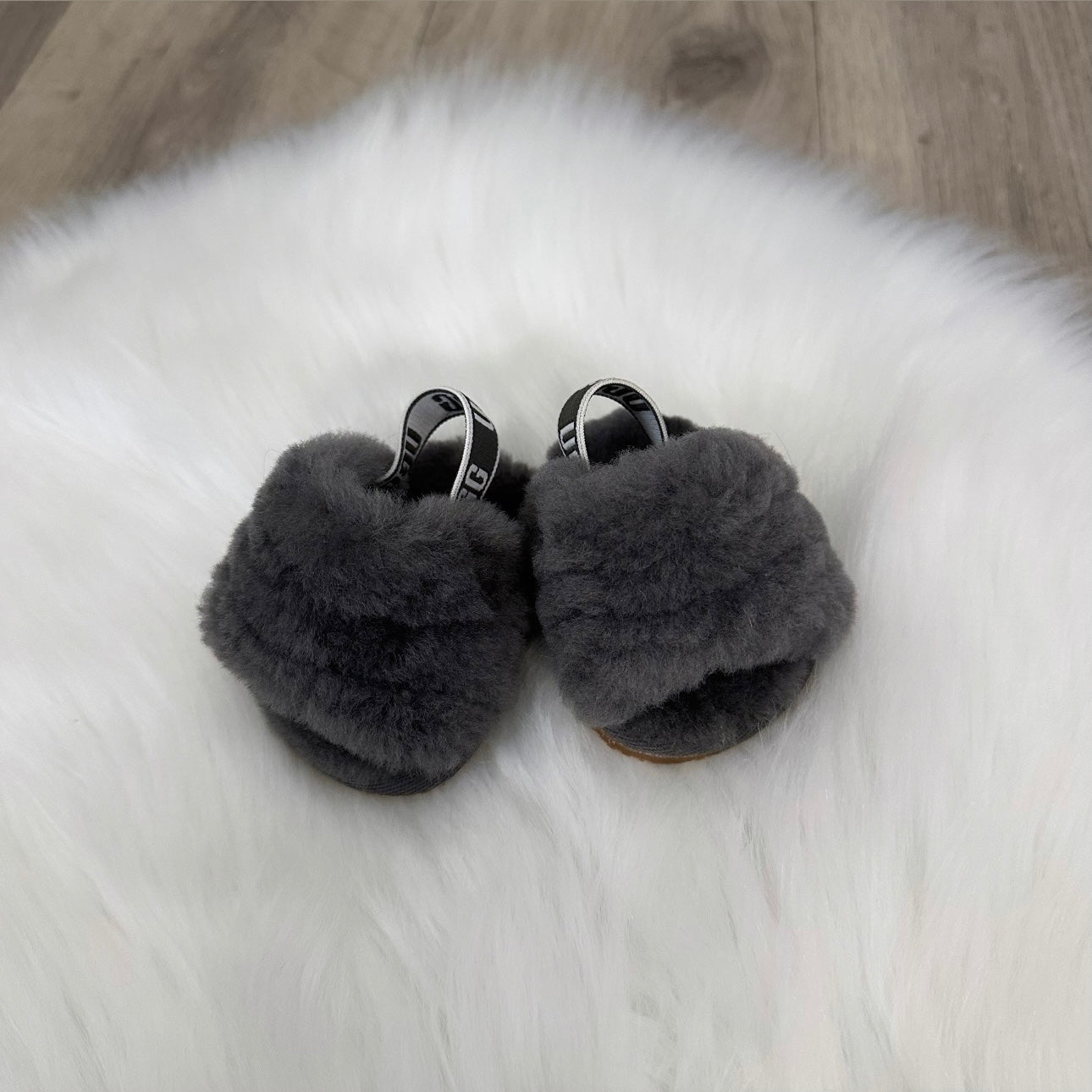 UGG Girls Slipper Sliders - 0.5 UK