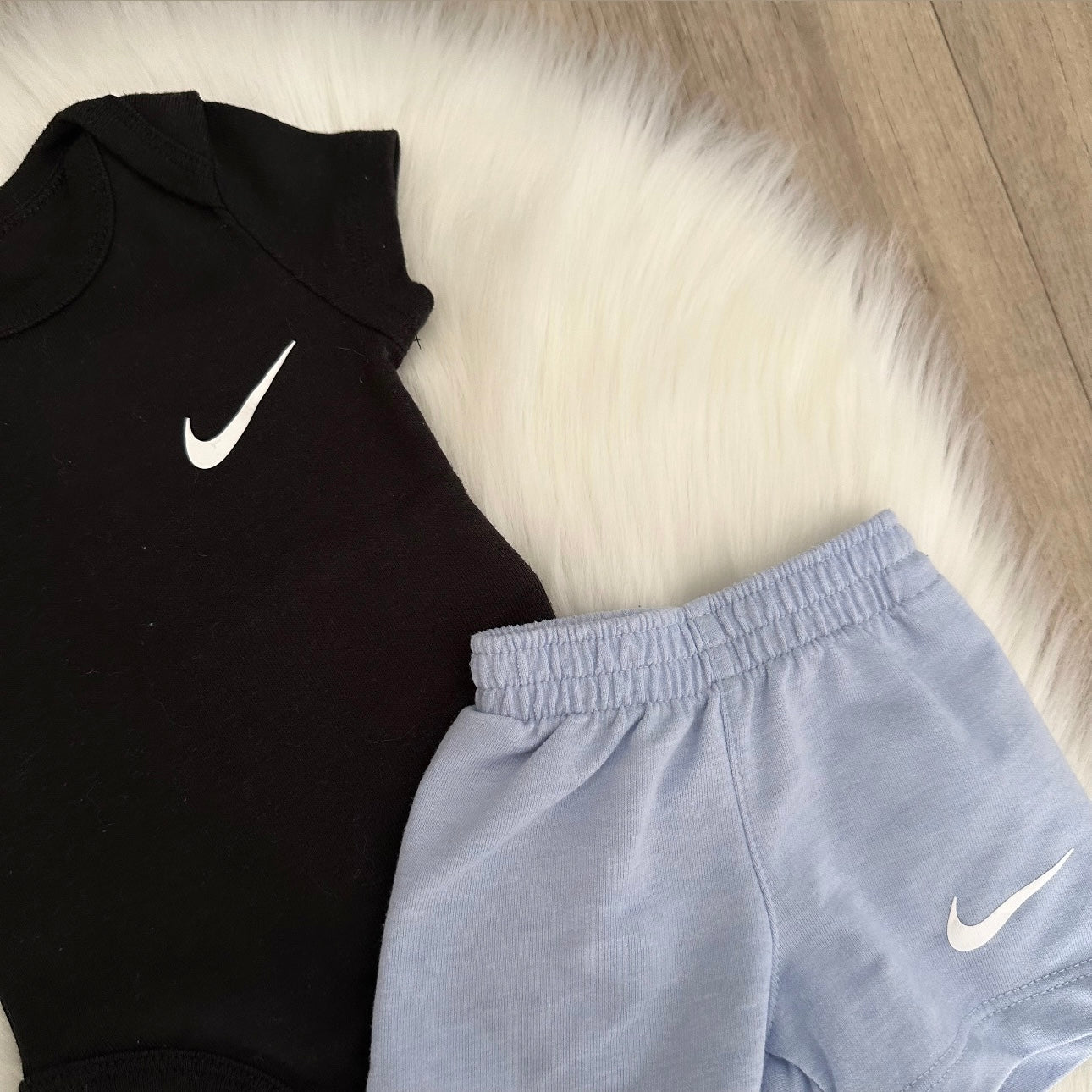 Nike Boys Shorts Set - 0/3 months