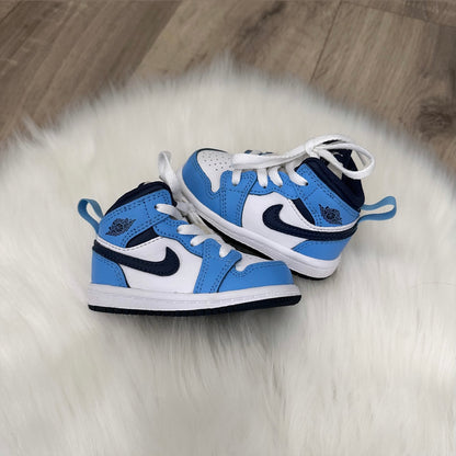 Jordan 1 ‘University Blue’ Boys Trainers - 3.5 Infant