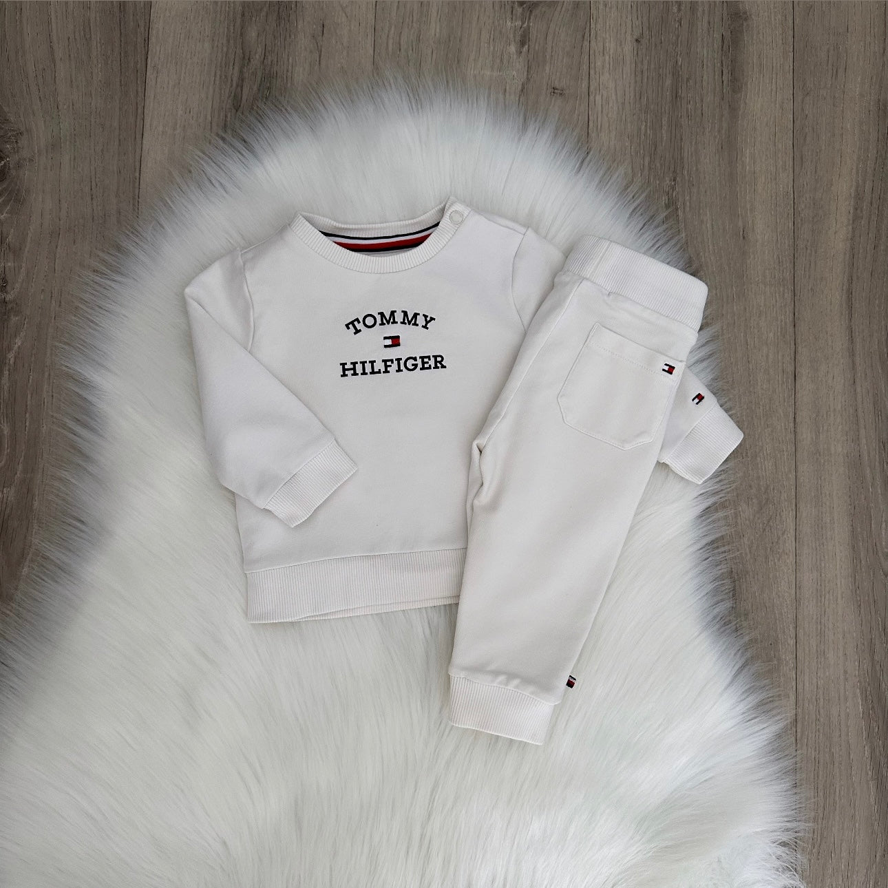 Tommy Hilfiger Unisex Tracksuit - 3/6 months