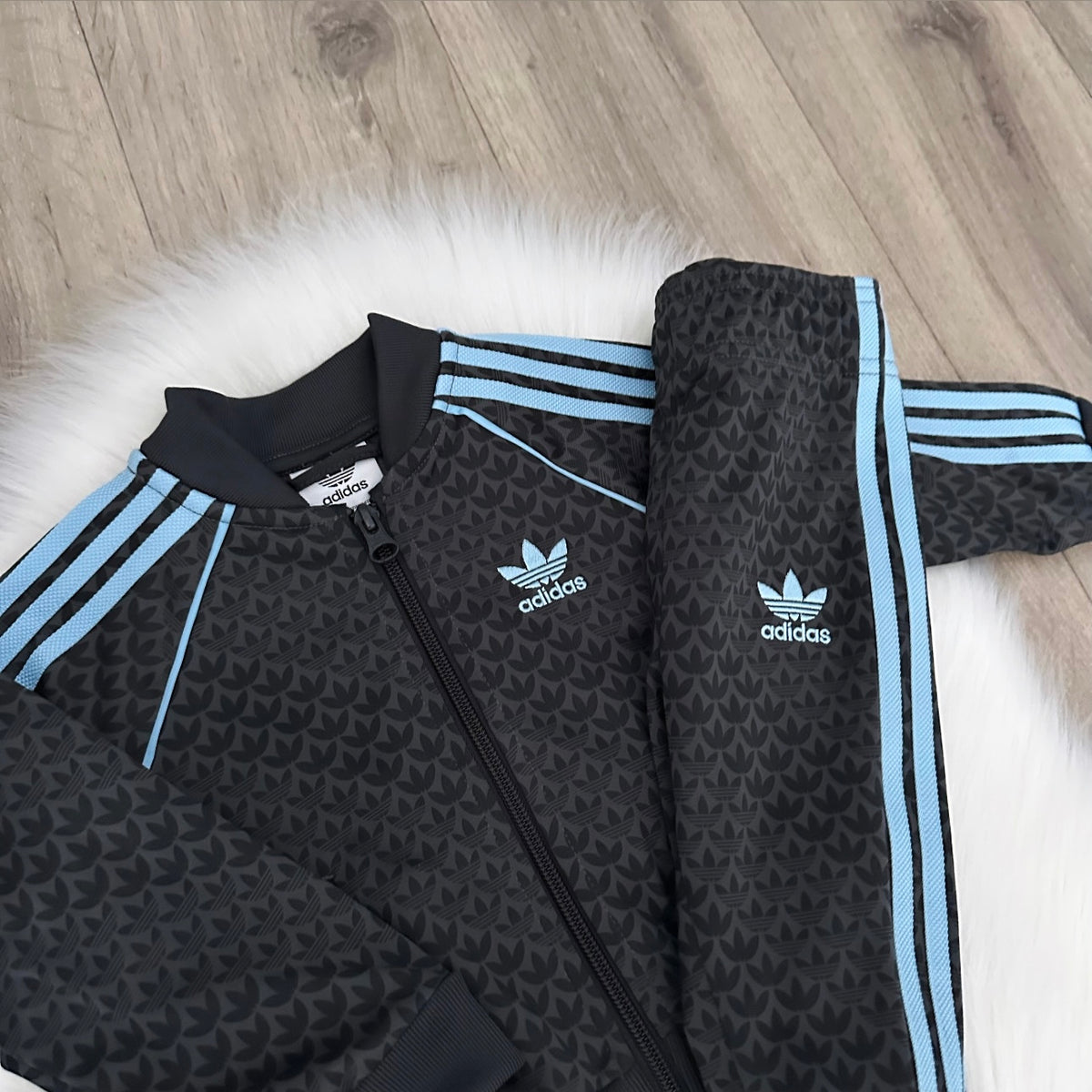 Adidas Boys Tracksuit - 6/9 months