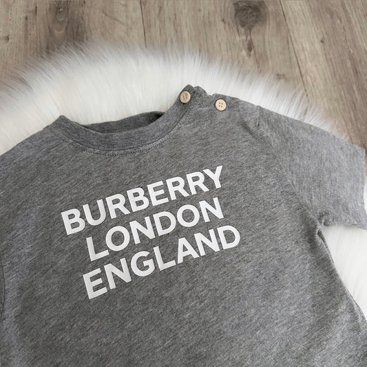 Burberry Unisex T shirt - 6M