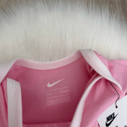 Nike Girls Romper Hat Set - 0/6 months