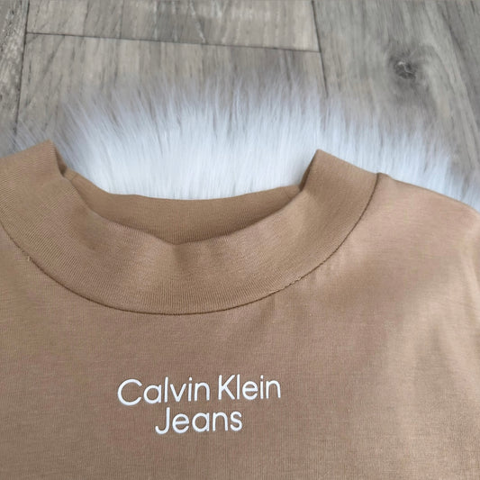 Calvin Klein Unisex T shirt - Age 10