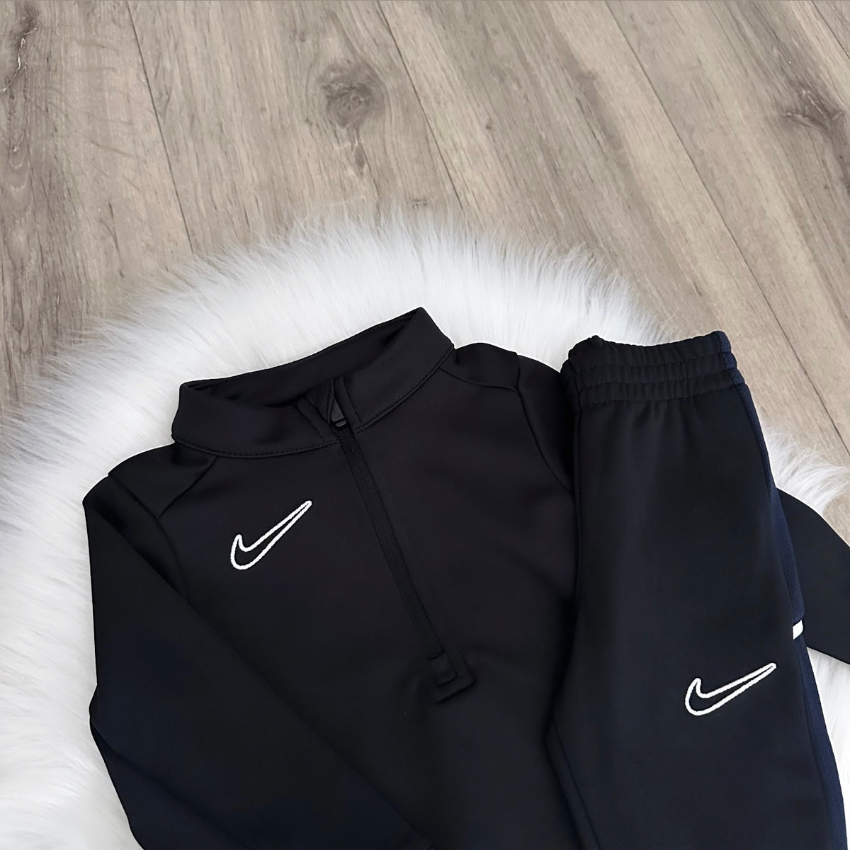 Nike Boys Tracksuit - 3/6 months