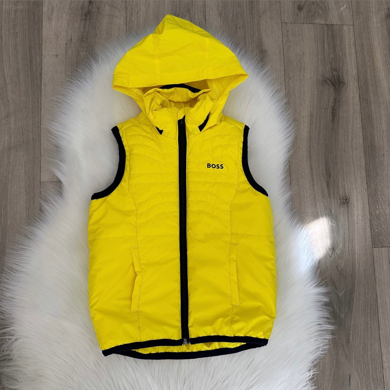 Hugo Boss Boys Gilet - Age 5