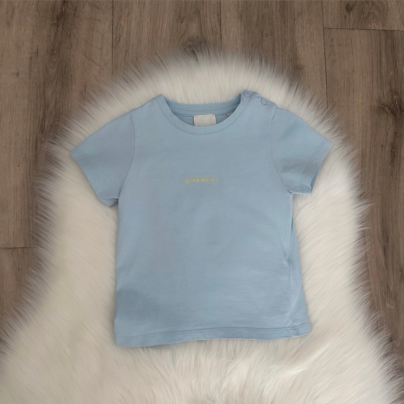 Givenchy Boys T shirt - 18M
