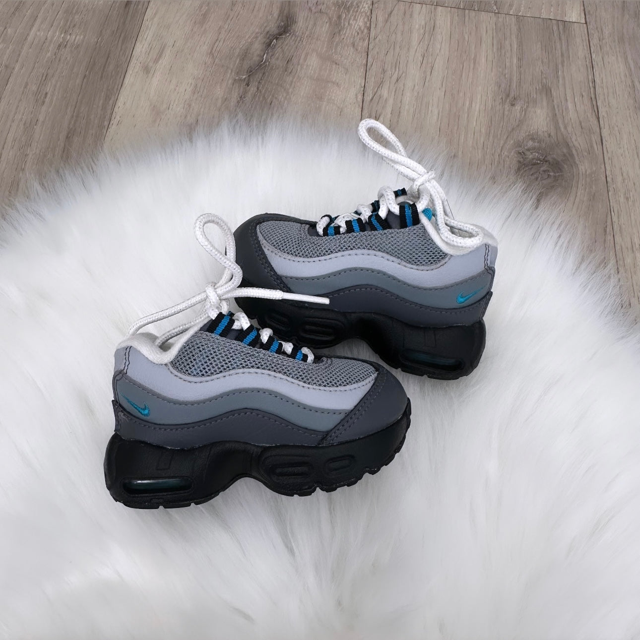 Nike Boys Air Max Trainers - 3.5