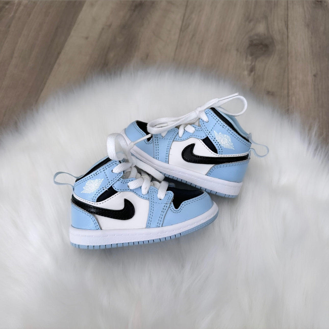 Jordan 1 Boys Trainers - 4.5