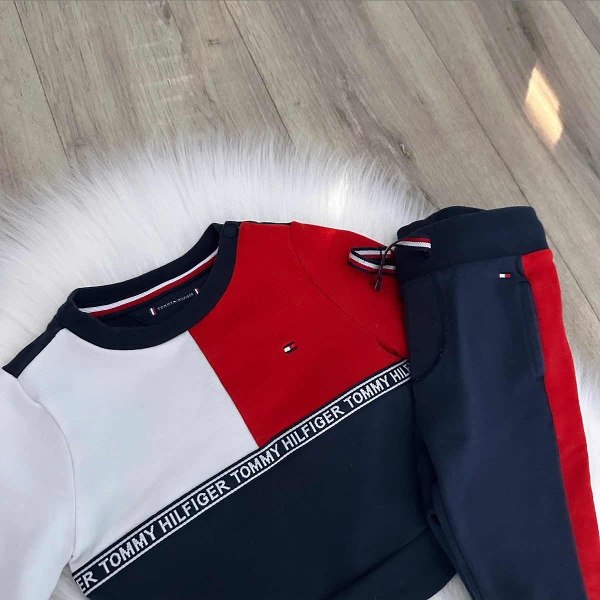 Tommy Hilfiger Boys Tracksuit - 0/3 months