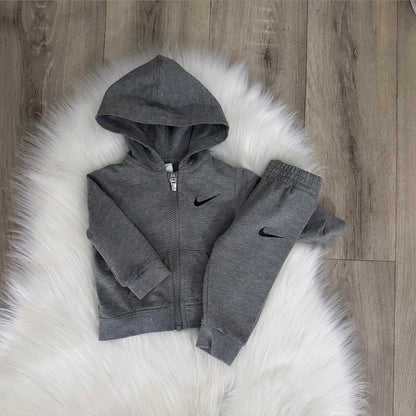 Nike Boys Tracksuit - 3M